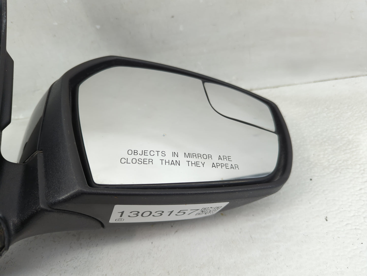 2017-2019 Ford Escape Passenger Side View Mirror - Right Door Mirror OEM Used - Oemusedautoparts1.com