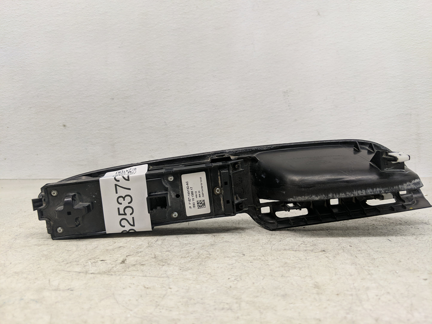 2013-2019 Ford Escape Master Power Window Switch Replacement Driver Side Left P/N:F1ET-14A132-AC Fits OEM Used Auto Parts -