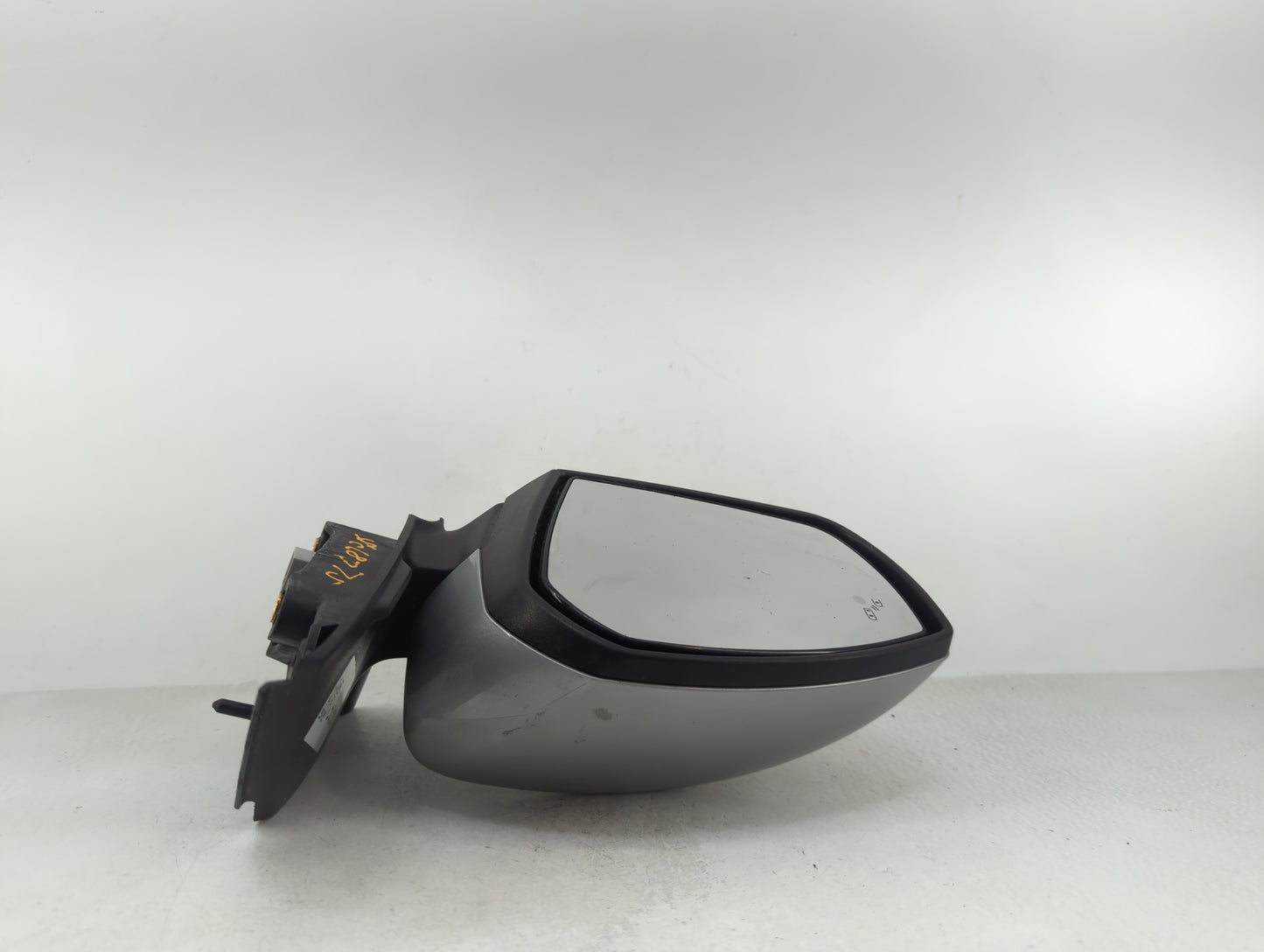2017-2019 Ford Escape Driver Side View Mirror - Left Door Mirror OEM Used - Oemusedautoparts1.com