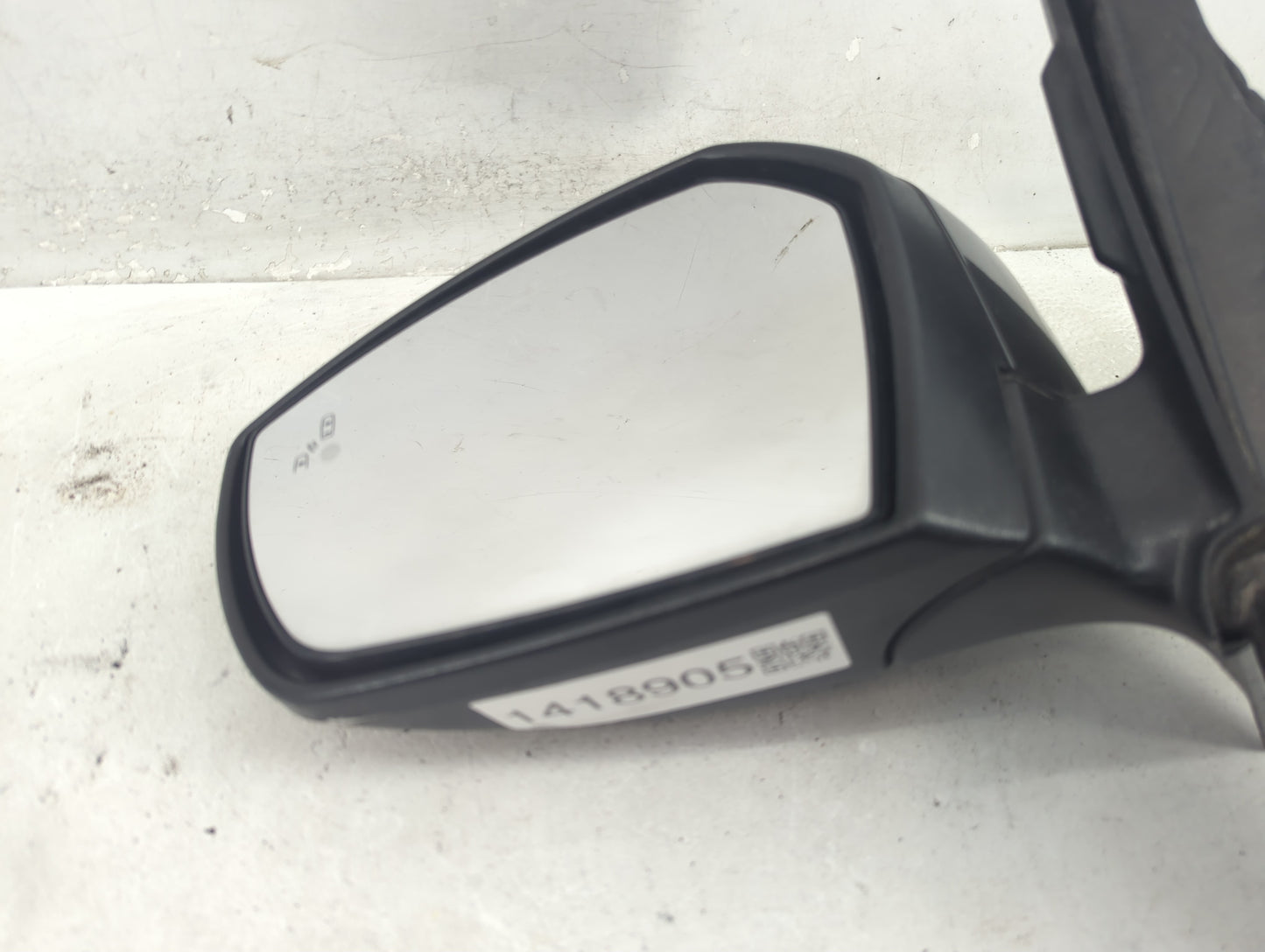 2017-2019 Ford Escape Driver Side View Mirror - Left Door Mirror OEM Used - Oemusedautoparts1.com
