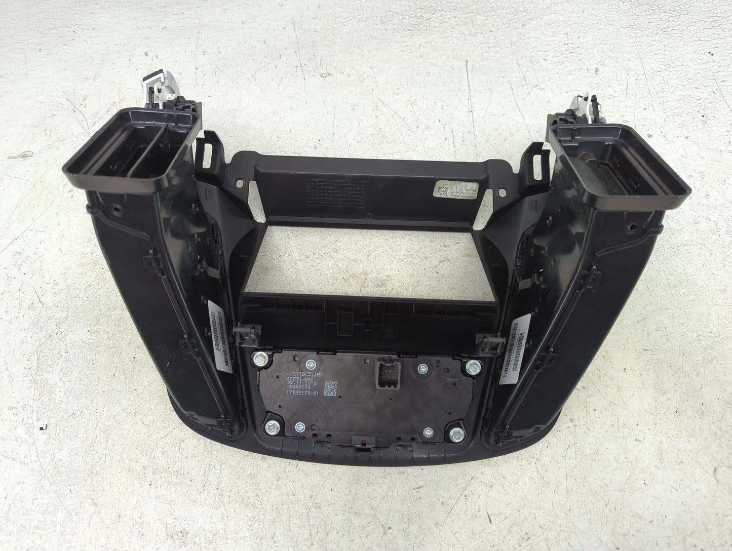 2019 Ford Escape Information Radio Display Screen Bezel Vents Black - Oemusedautoparts1.com