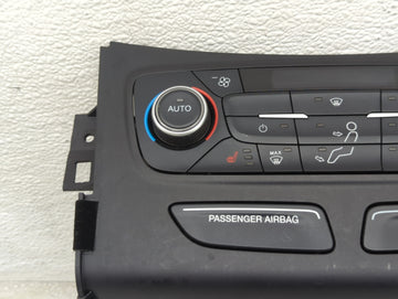 2018-2019 Ford Escape Climate Control Module Temperature AC/Heater Replacement P/N:GJ5T-18C612-CK Fits Fits 2018 2019 OEM Used Auto Parts