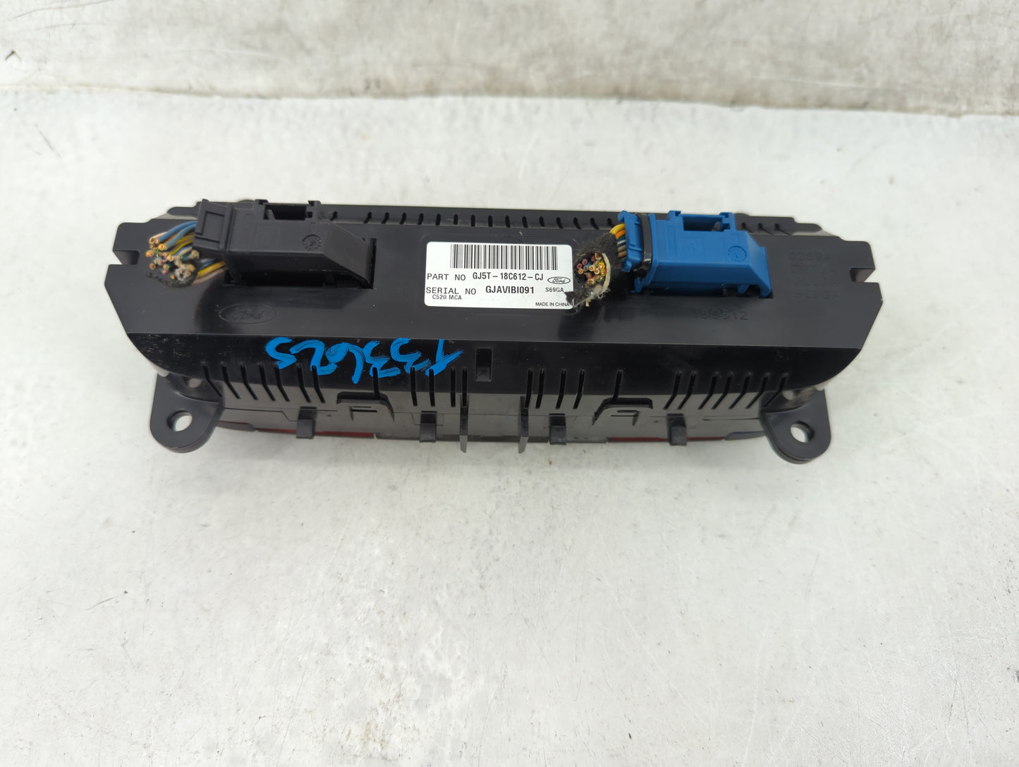 2018-2019 Ford Escape Climate Control Module Temperature AC/Heater Replacement P/N:GJ5T-18C612-CJ Fits Fits 2018 2019 OEM Us