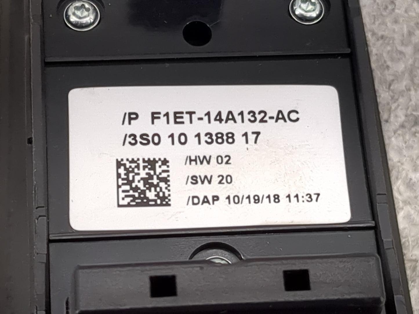 2013-2019 Ford Escape Master Power Window Switch Replacement Driver Side Left P/N:F1ET-14A132-AC 3S0 10 1388 17 Fits OEM Use