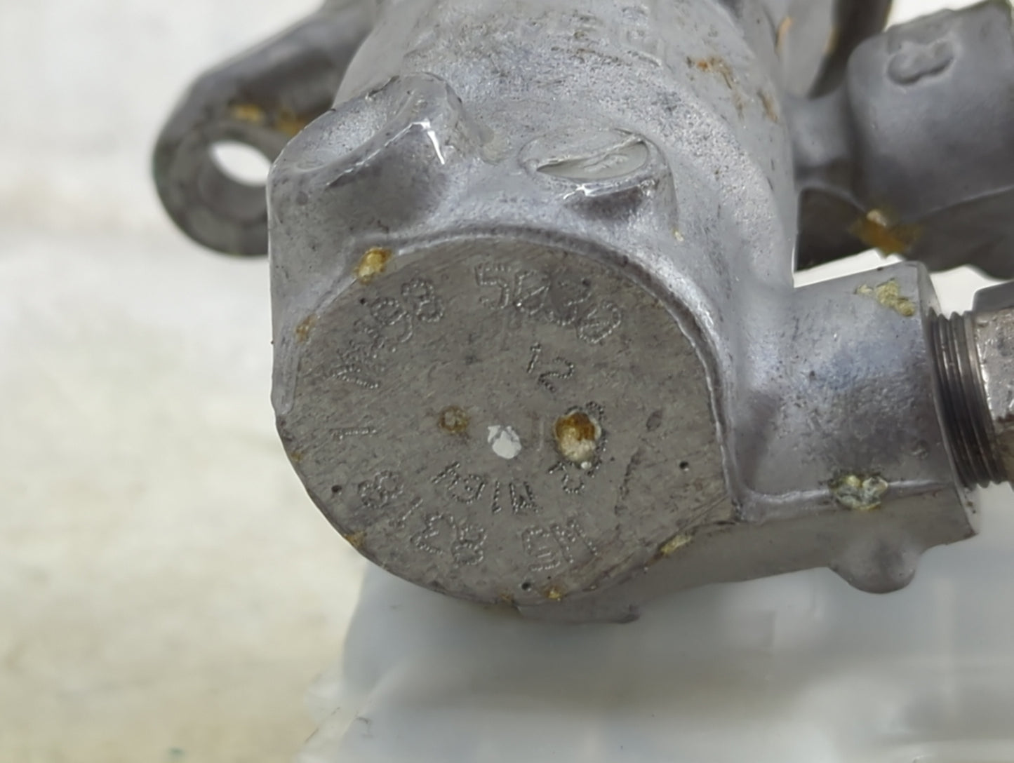 2013-2019 Ford Escape Brake Master Cylinder 1490693 - Oemusedautoparts1.com