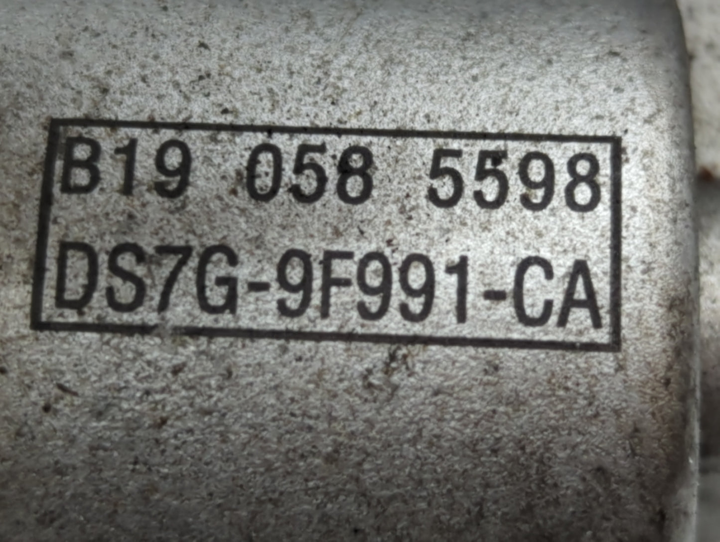 2017-2019 Ford Escape Throttle Body P/N:DS7G-9F991-BB DS7G-9F991-CA Fits Fits 2014 2015 2016 2017 2018 2019 2020 OEM Used Au