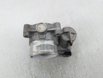 2017-2019 Ford Escape Throttle Body P/N:DS7E-9F991-BB Fits Fits 2014 2015 2016 2017 2018 2019 2020 2021 2022 OEM Used Auto Parts