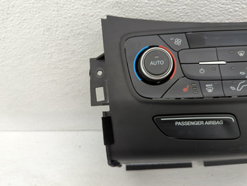 2018-2019 Ford Escape Climate Control Module Temperature AC/Heater Replacement P/N:GJ5T-18C612-CJ Fits Fits 2018 2019 OEM Used Auto Parts