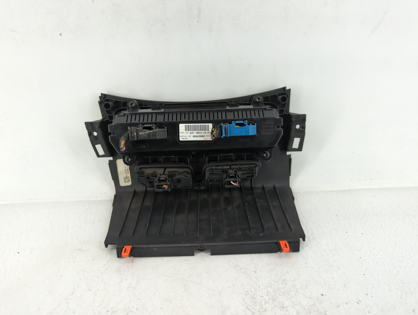 2018-2019 Ford Escape Climate Control Module Temperature AC/Heater Replacement P/N:GJ5T-18C612-CK Fits Fits 2018 2019 OEM Us
