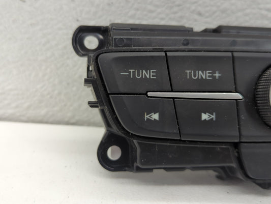 2018-2019 Ford Escape Climate Control Module Temperature AC/Heater Replacement P/N:4F571-HA JJ5T18K811HA Fits Fits 2018 2019 OEM Used Auto Parts