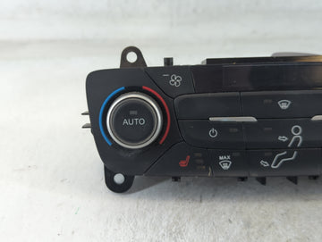 2018-2019 Ford Escape Climate Control Module Temperature AC/Heater Replacement P/N:GJ5T-18C612-CK Fits Fits 2018 2019 OEM Used Auto Parts