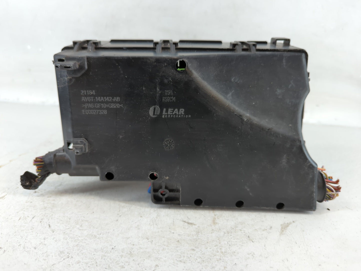 2019 Ford Escape Fusebox Fuse Box Panel Relay Module P/N:AV6T-14A067-AD E02345500 Fits OEM Used Auto Parts - Oemusedautopart