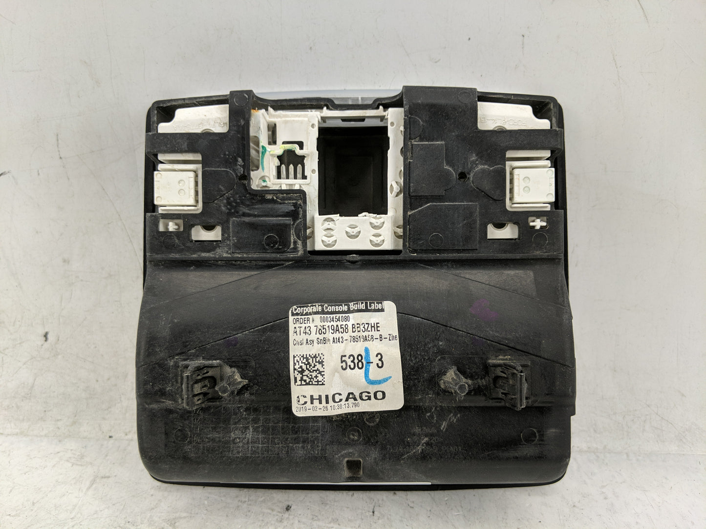 2019 Ford Explorer Overhead Roof Console - Oemusedautoparts1.com