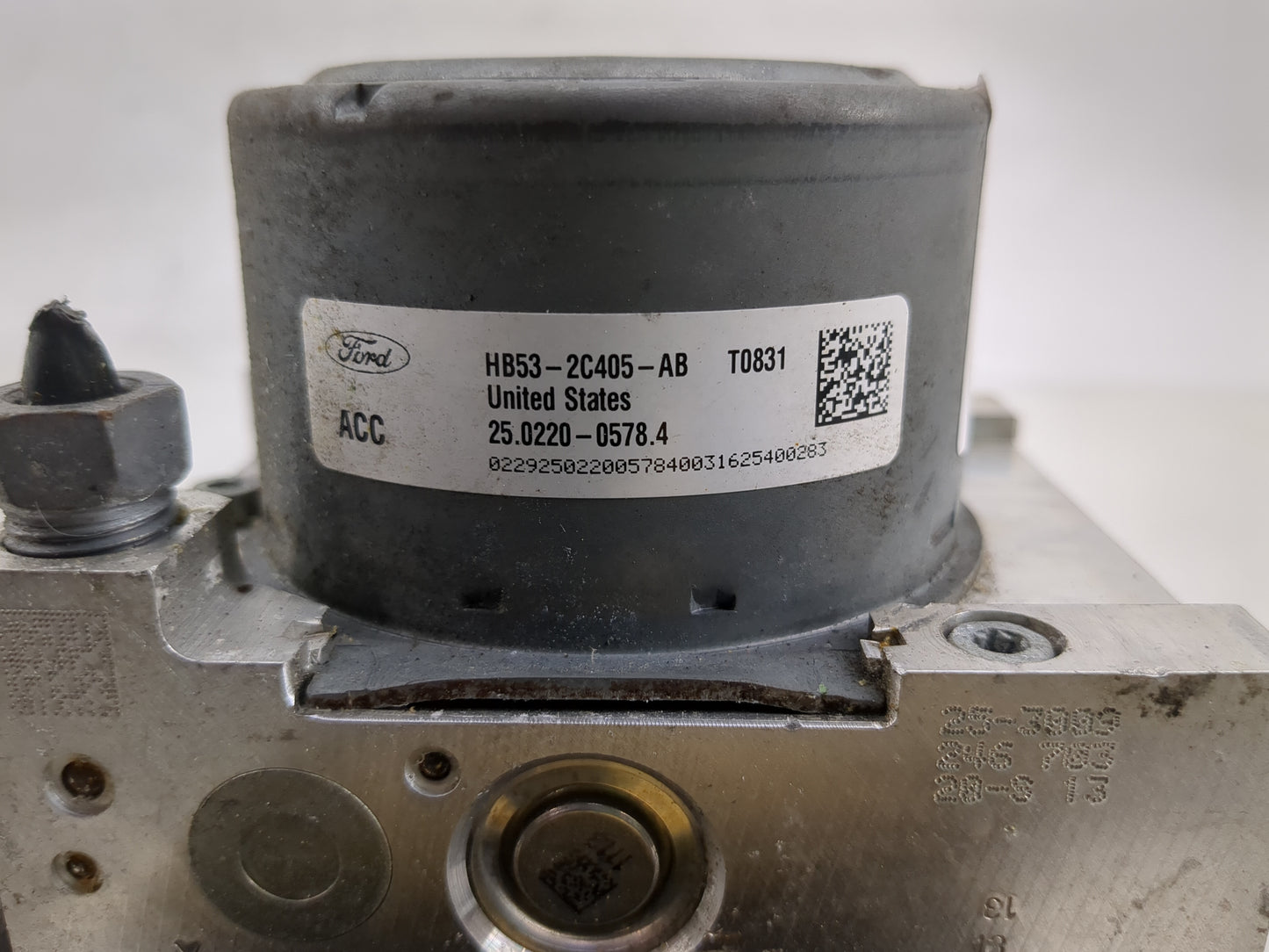 2016-2019 Ford Explorer Anti-Lock Brake ABS Pump Module Actuator OEM P/N:HB53-2C405-AB HB53-2C405-AC Fits Fits 2016 2017 201