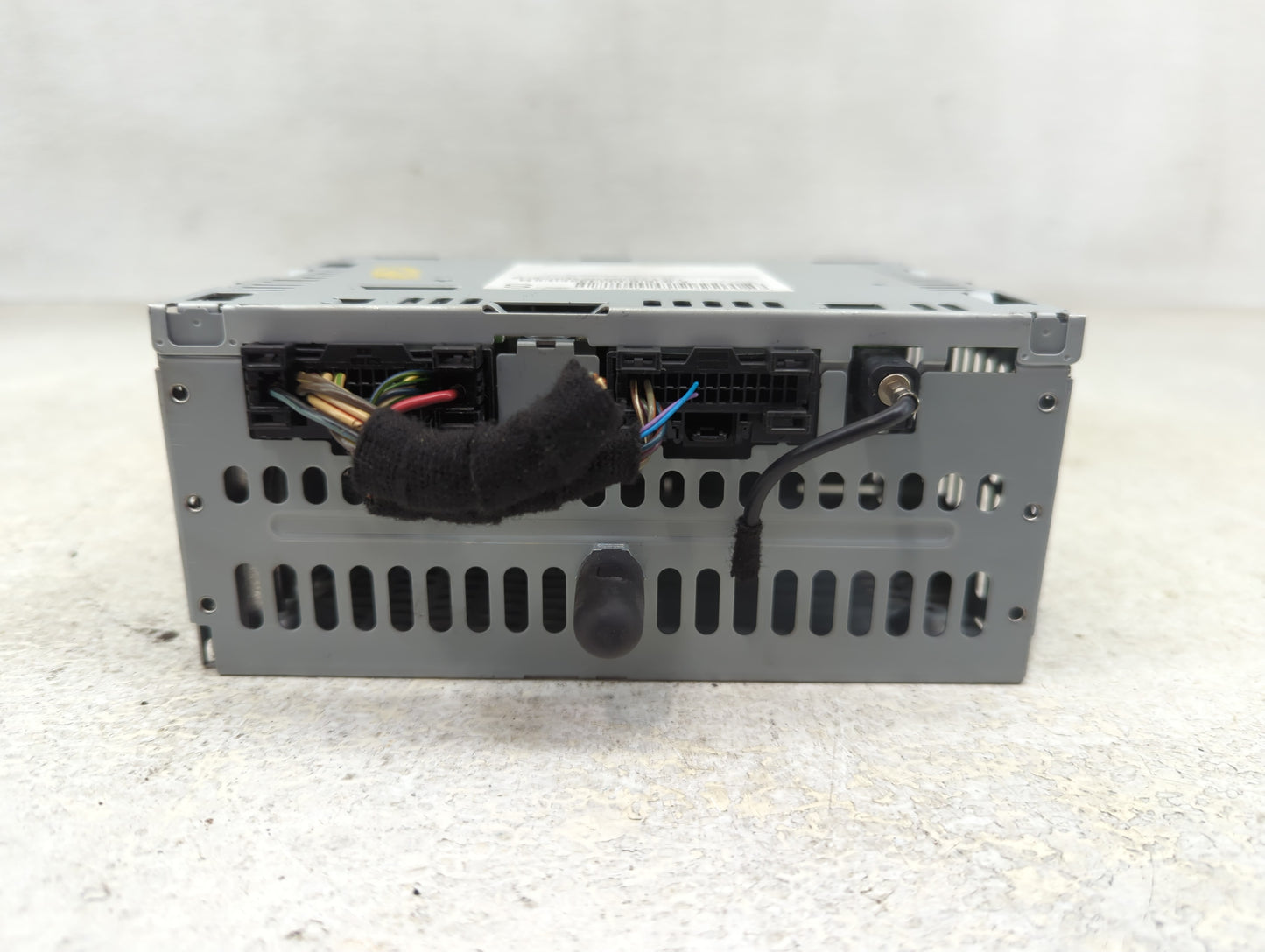 2019 Ford Explorer Radio AM FM Cd Player Receiver Replacement P/N:KB5T-18D832-BA Fits OEM Used Auto Parts - Oemusedautoparts