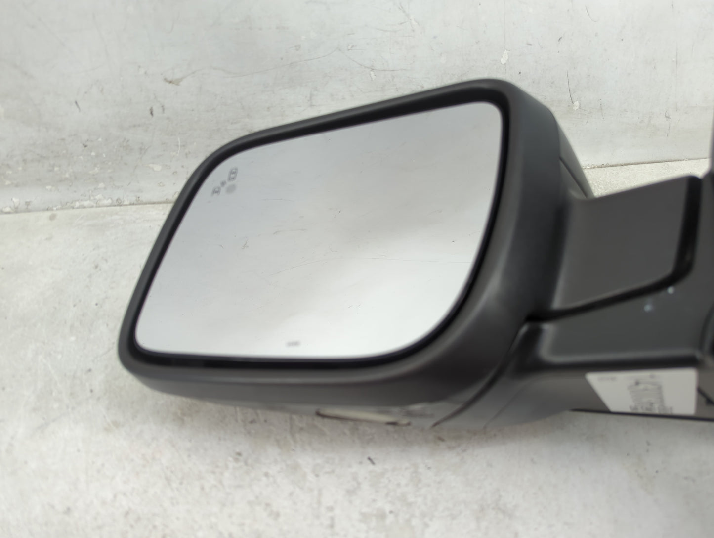 2019 Ford Explorer Driver Side View Mirror - Left Door Mirror OEM Used - Oemusedautoparts1.com