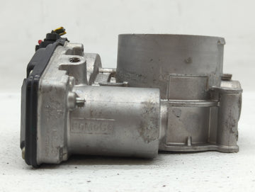 2011-2019 Ford Explorer Throttle Body P/N:AT4E-9F991-EH AT4E-9F991-EL Fits Fits 2011 2012 2013 2014 2015 2016 2017 2018 2019 OEM Used Auto Parts