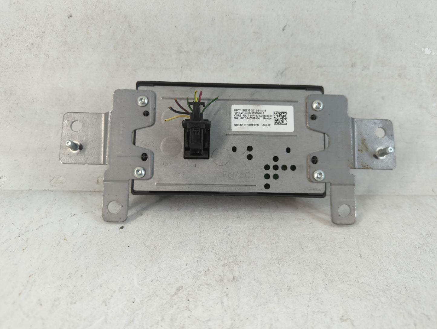 2019 Ford Explorer Information Display Screen - Oemusedautoparts1.com
