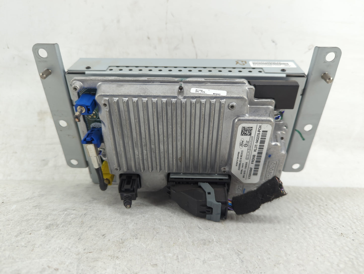 2019 Ford F-150 Radio AM FM Cd Player Receiver Replacement P/N:KL3T-18B955-SA Fits OEM Used Auto Parts - Oemusedautoparts1.c