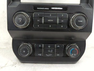 2019 Ford F150 Radio AM FM Cd Player Receiver Replacement P/N:KL3T-18E243-CBE 1141041188646, 17027528-05, 1569B Fits Fits 2020 OEM Used Auto Parts