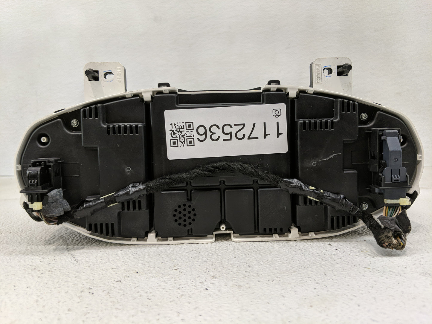 2017-2019 Ford Fiesta Instrument Cluster Speedometer Gauges P/N:D2BT-10849-GAV Fits Fits 2017 2018 2019 OEM Used Auto Parts