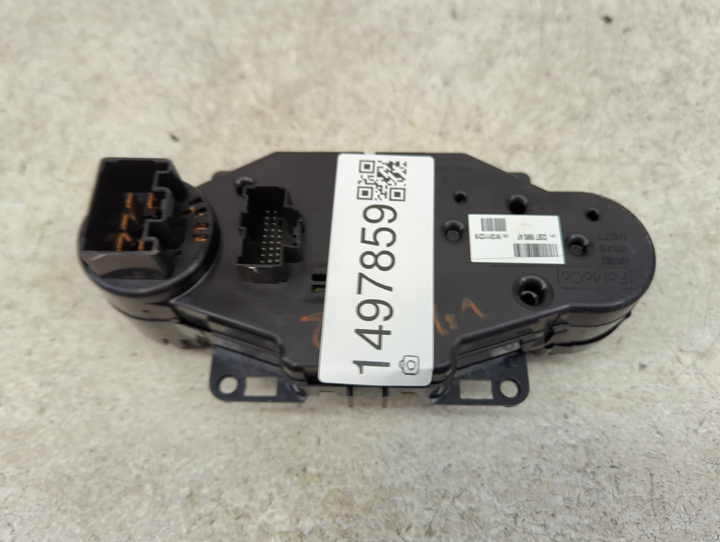 2014-2019 Ford Fiesta Climate Control Module Temperature AC/Heater Replacement P/N:D2BT19980AF Fits OEM Used Auto Parts - Oe