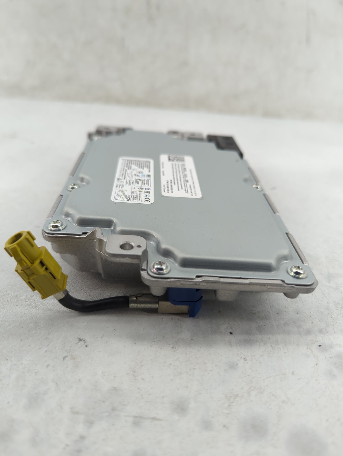 2016-2019 Ford Flex Radio AM FM Cd Player Receiver Replacement Fits Fits 2016 2017 2018 2019 OEM Used Auto Parts - Oemusedau