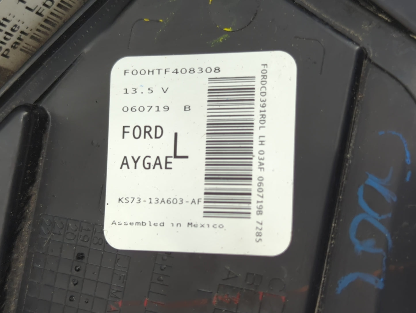 2019-2020 Ford Fusion Tail Light Assembly Driver Left OEM P/N:KS73-13A603-AF Fits Fits 2019 2020 OEM Used Auto Parts - Oemus