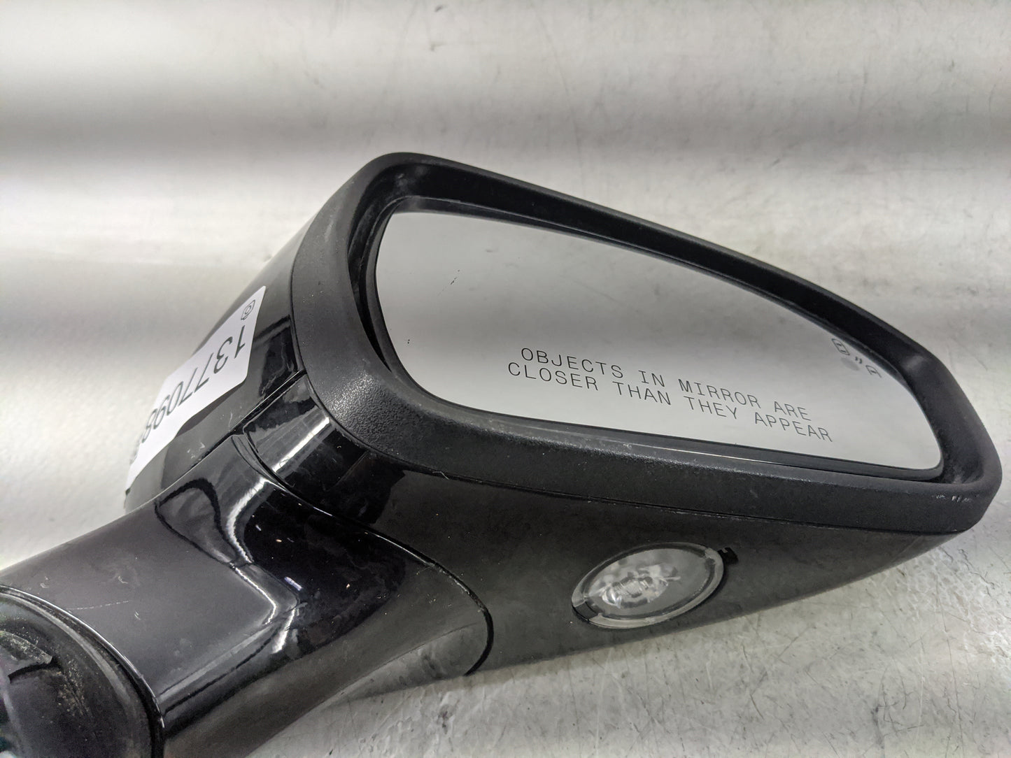 2019-2020 Ford Fusion Passenger Side View Mirror - Right Door Mirror OEM Used - Oemusedautoparts1.com