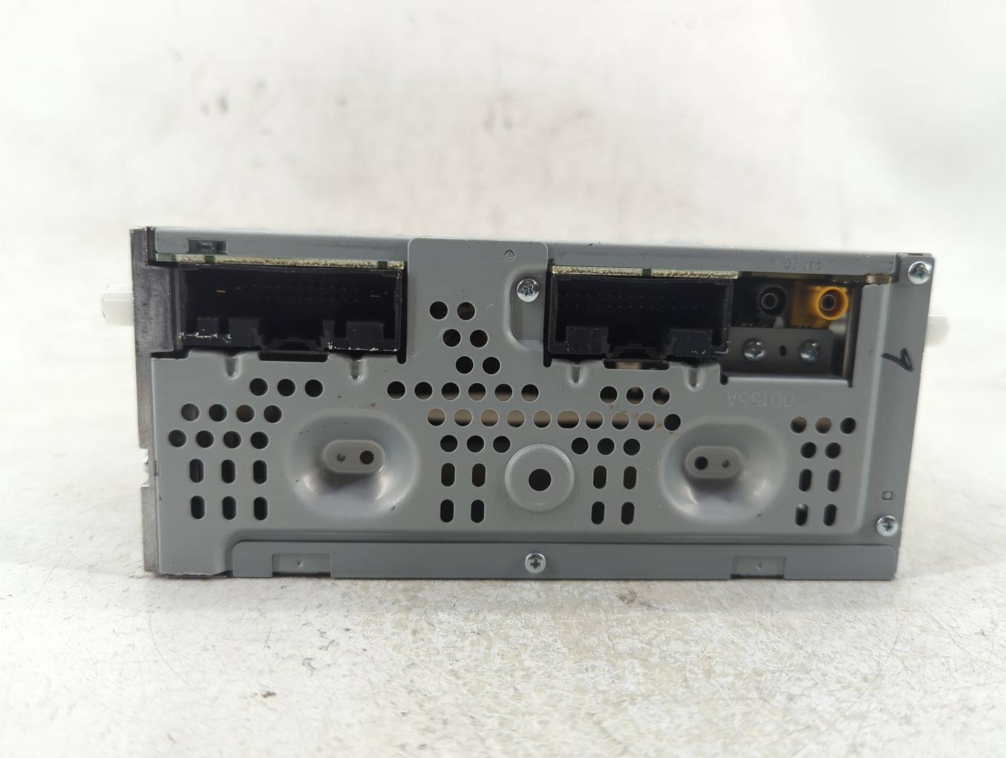 2019-2020 Ford Fusion Radio AM FM Cd Player Receiver Replacement P/N:KS7T-18D818-YB Fits Fits 2019 2020 OEM Used Auto Parts