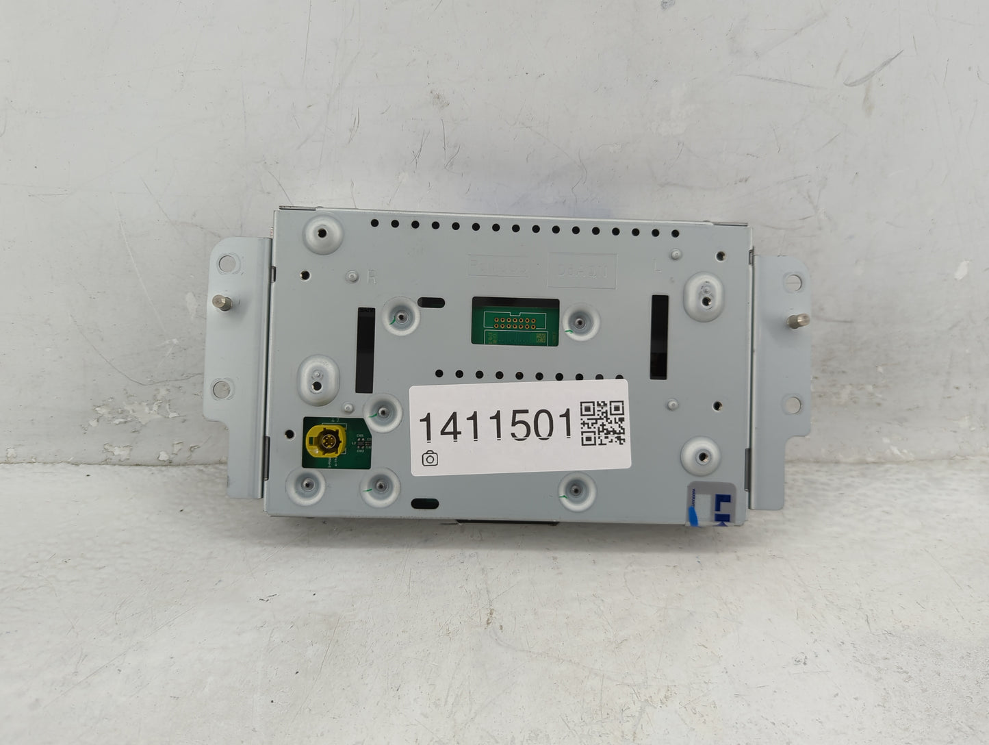 2019-2020 Ford Fusion Information Display Screen - Oemusedautoparts1.com