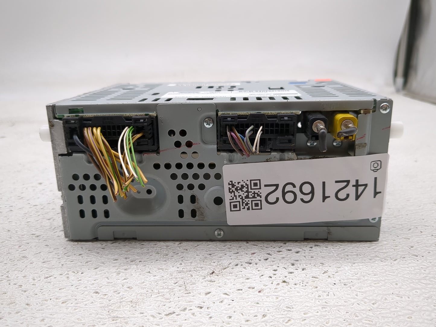 2017-2020 Ford Fusion Radio AM FM Cd Player Receiver Replacement P/N:HS7T-19C107-ZD Fits Fits 2017 2018 2019 2020 OEM Used A