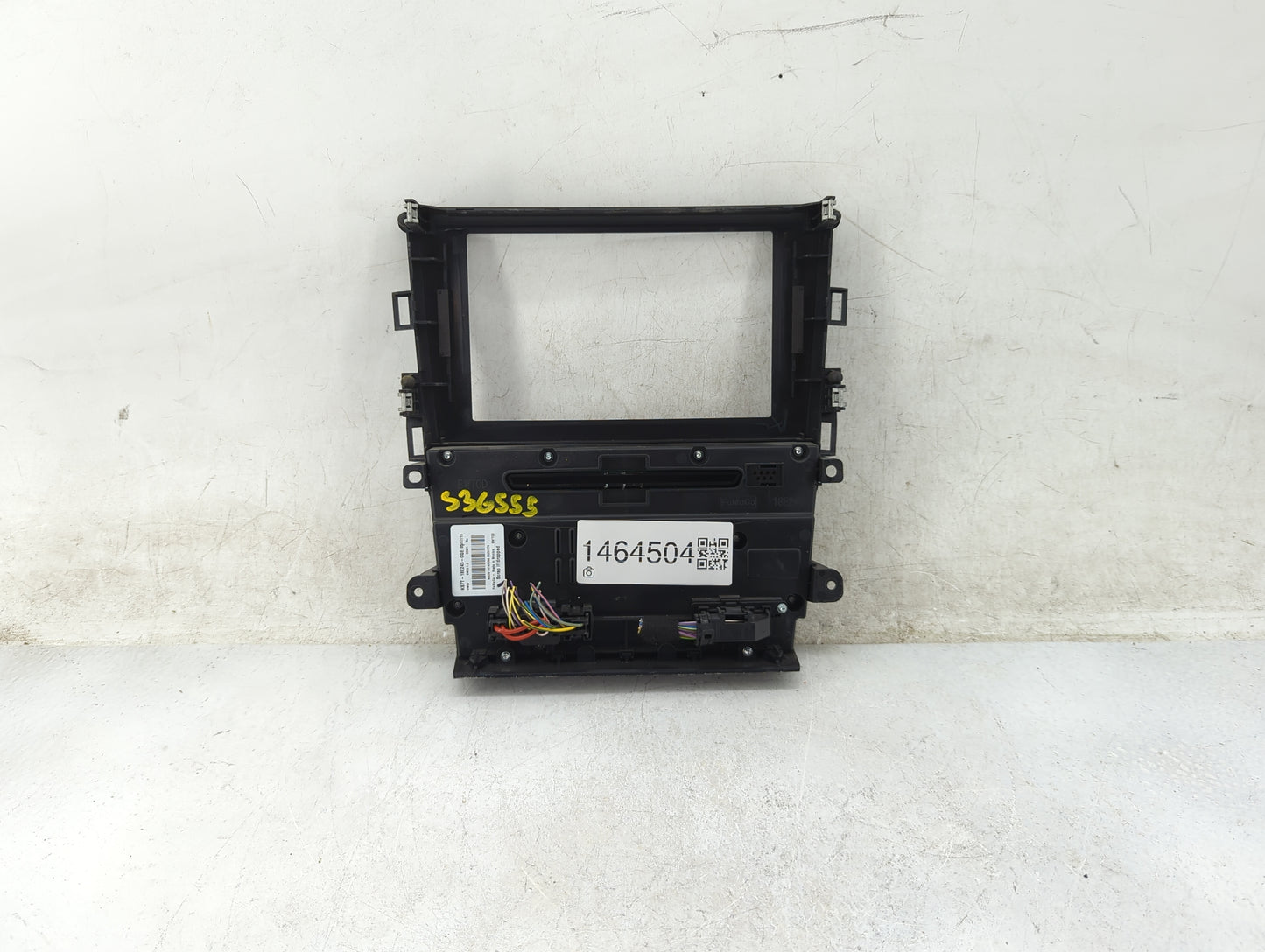 2019-2020 Ford Fusion Radio AM FM Cd Player Receiver Replacement P/N:KS7T-18E245-CGE Fits Fits 2019 2020 OEM Used Auto Parts