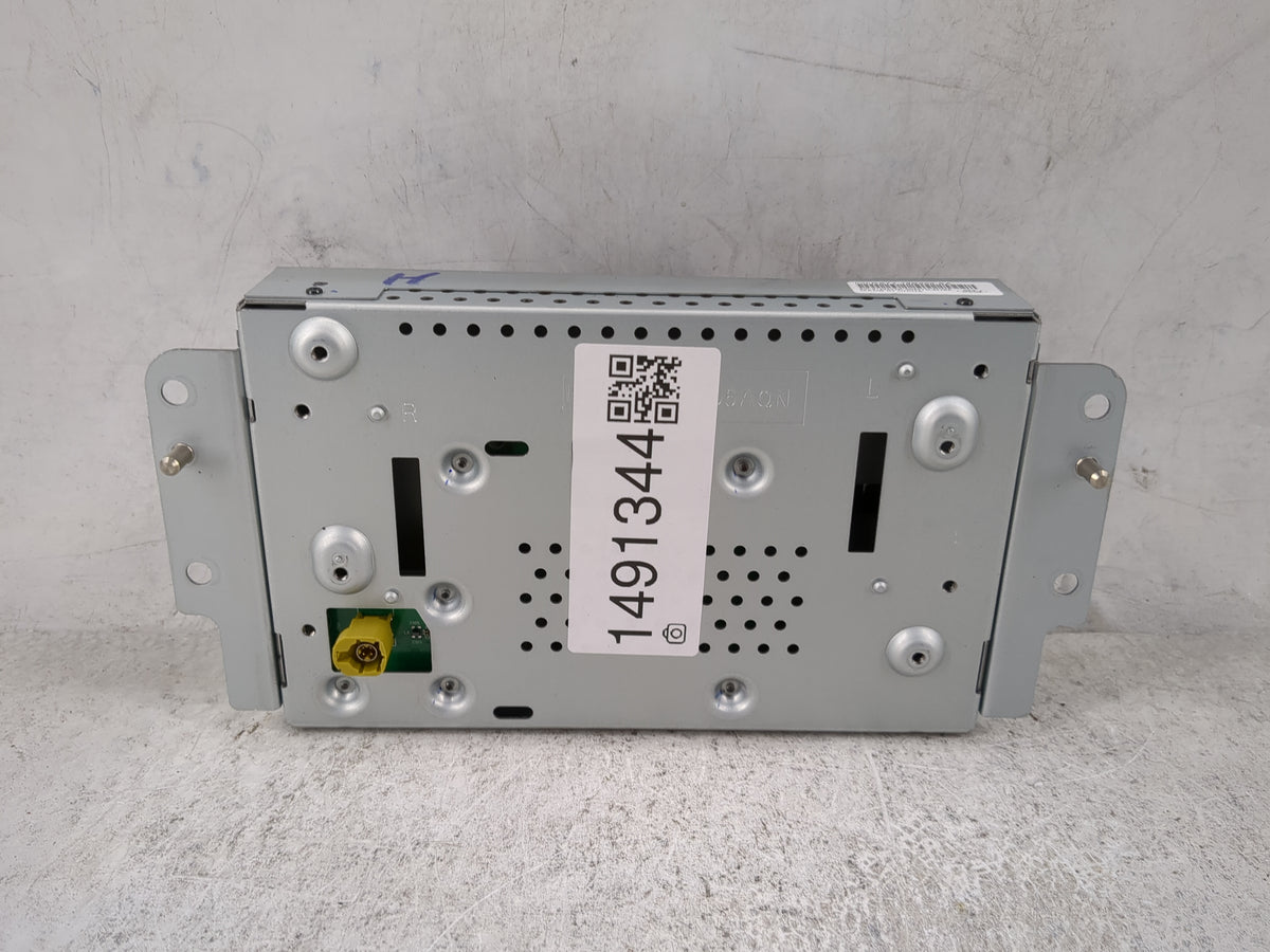 2019-2020 Ford Fusion Information Radio Display Screen 1491344 - Oemusedautoparts1.com