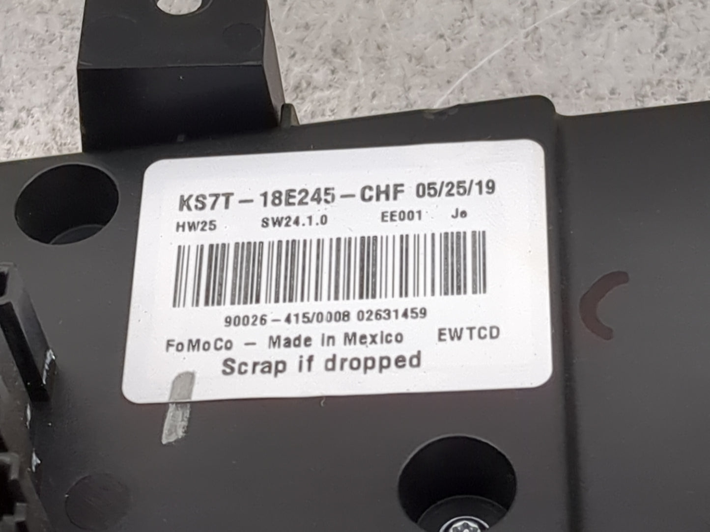 2016-2020 Ford Fusion Radio Control Panel 1491350 - Oemusedautoparts1.com