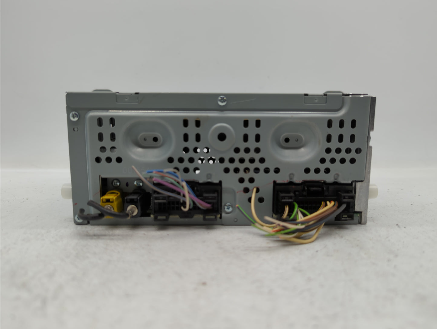 2019-2020 Ford Fusion Radio AM FM Cd Player Receiver Replacement P/N:KS7T-18D818-YB Fits Fits 2019 2020 OEM Used Auto Parts