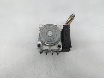 2019-2020 Ford Fusion ABS Pump Control Module Replacement P/N:KG9C-2B373-CC KG9C-2B373-CD, KG9C-2B373-LD Fits Fits 2019 2020 OEM Used Auto Parts