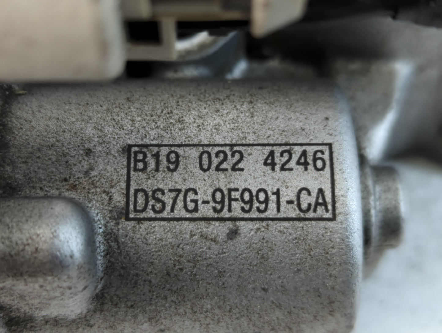 2014-2020 Ford Fusion Throttle Body P/N:B19 022 4246 DS7G-9F991-CA Fits Fits 2014 2015 2016 2017 2018 2019 2020 OEM Used Aut