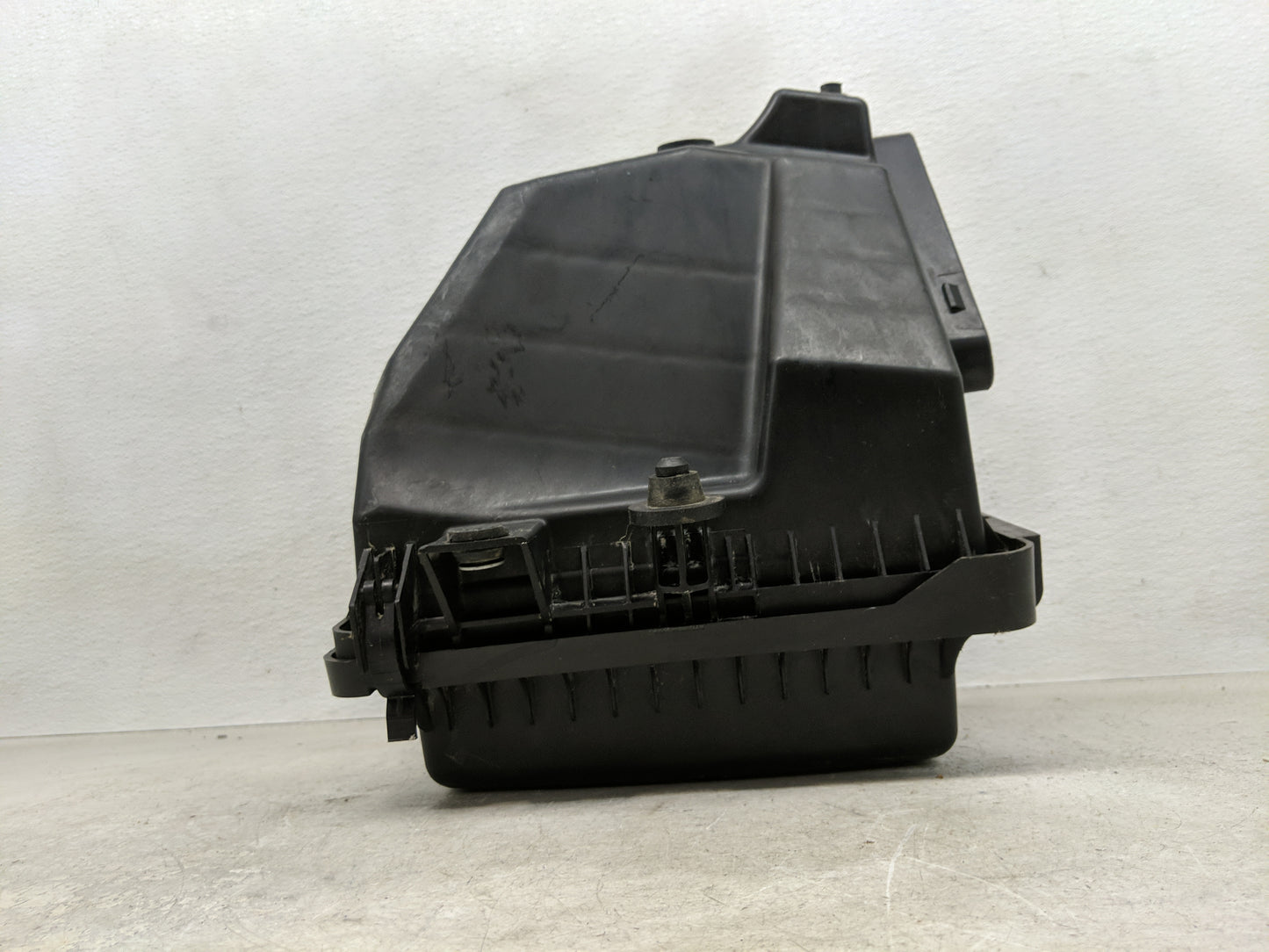 2018-2022 Ford Mustang Air Cleaner Intake-duct Hose Tube 1352055 - Oemusedautoparts1.com