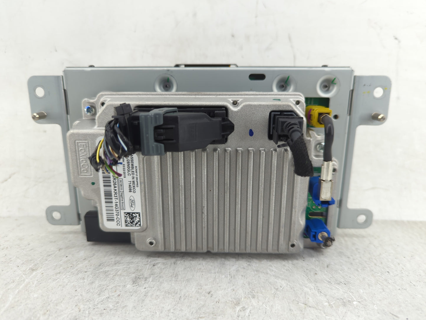 2019 Ford Mustang Radio AM FM Cd Player Receiver Replacement P/N:KR3T-14G370-CCC Fits Fits 2017 OEM Used Auto Parts - Oemuse