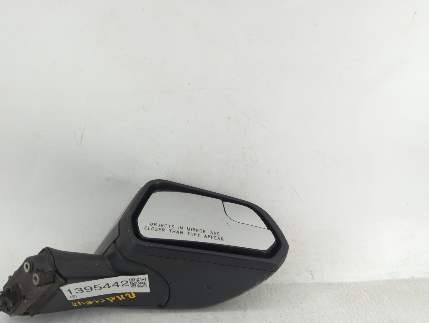2015-2020 Ford Mustang Passenger Side View Mirror - Right Door Mirror OEM Used - Oemusedautoparts1.com