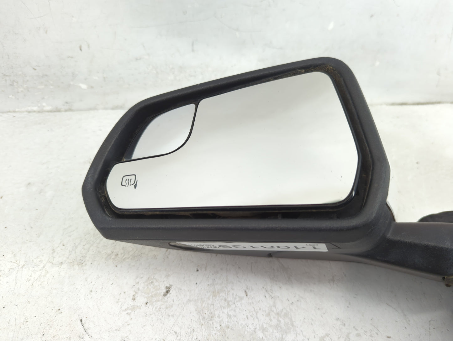 2015-2020 Ford Mustang Driver Side View Mirror - Left Door Mirror OEM Used - Oemusedautoparts1.com