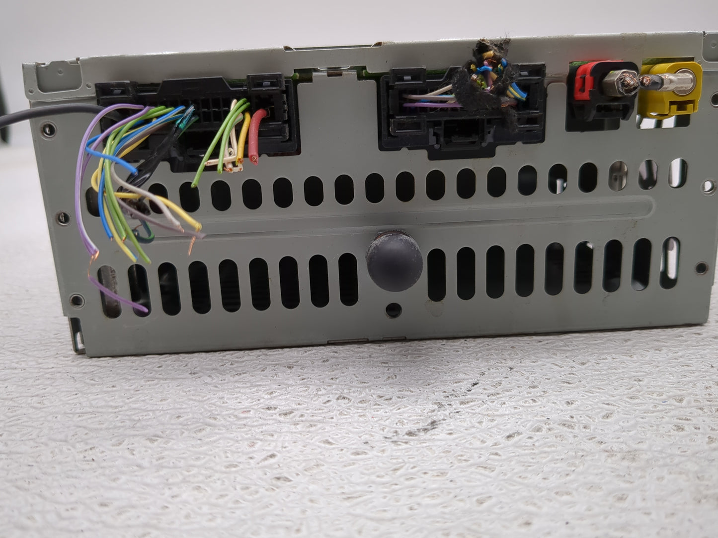 2019 Ford Mustang Radio AM FM Cd Player Receiver Replacement P/N:KR3T-18D832-BC RU-9748S-B, 276-19M1-38 Fits OEM Used Auto P
