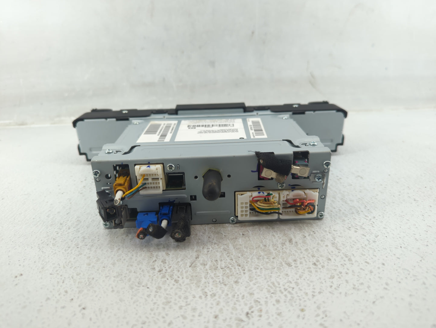 2019-2021 Genesis G70 Am Fm Cd Player Radio Receiver - Oemusedautoparts1.com