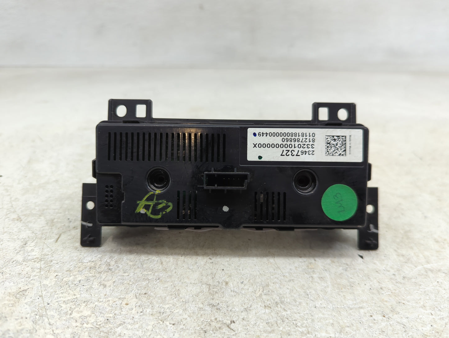 2017-2022 Gmc Acadia Climate Control Module Temperature AC/Heater Replacement P/N:812786860 23467327 Fits OEM Used Auto Part