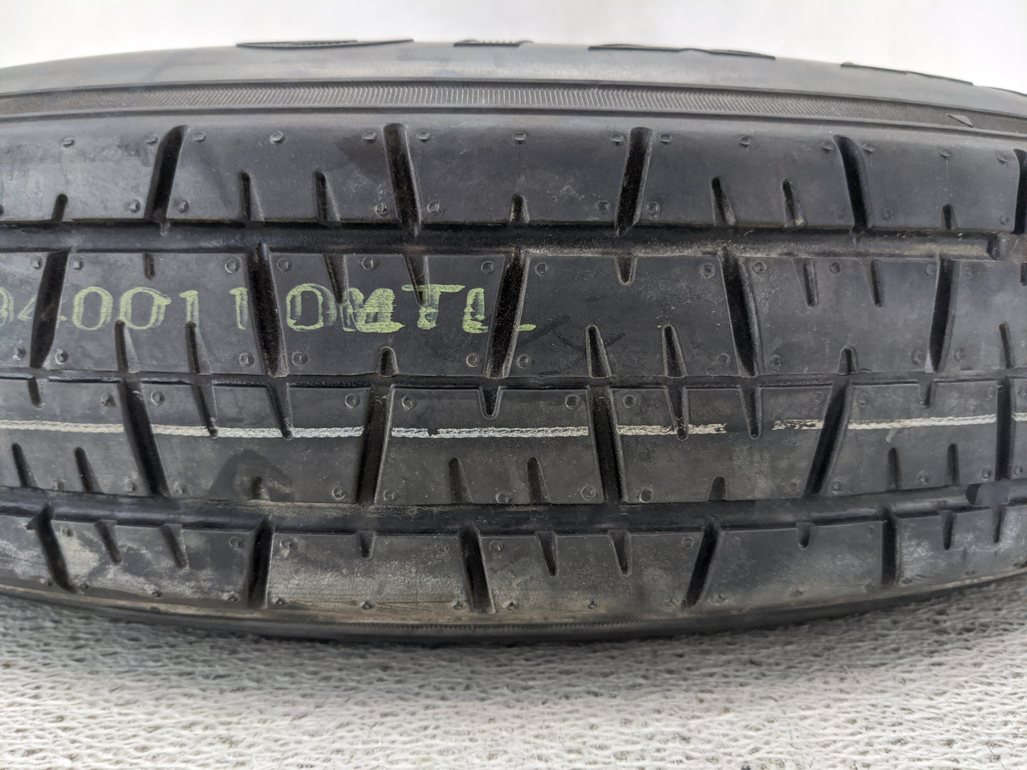 2021-2022 Gmc Acadia Spare Donut Tire Wheel Rim Oem - Oemusedautoparts1.com