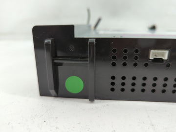 2018-2019 Gmc Acadia Radio AM FM Cd Player Receiver Replacement P/N:42645351 555343750, LC7S-R Fits Fits 2018 2019 2020 OEM Used Auto Parts