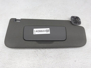 2019-2022 Gmc Sierra 1500 Sun Visor Shade Replacement Passenger Right Mirror Fits Fits 2019 2020 2021 2022 OEM Used Auto Parts