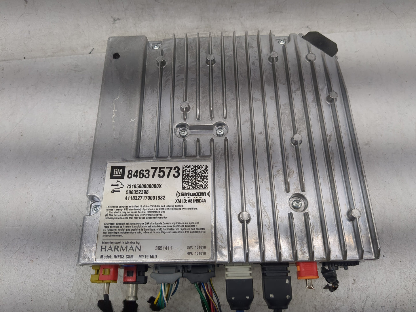 2019 Gmc Terrain Radio AM FM Cd Player Receiver Replacement Fits OEM Used Auto Parts - Oemusedautoparts1.com