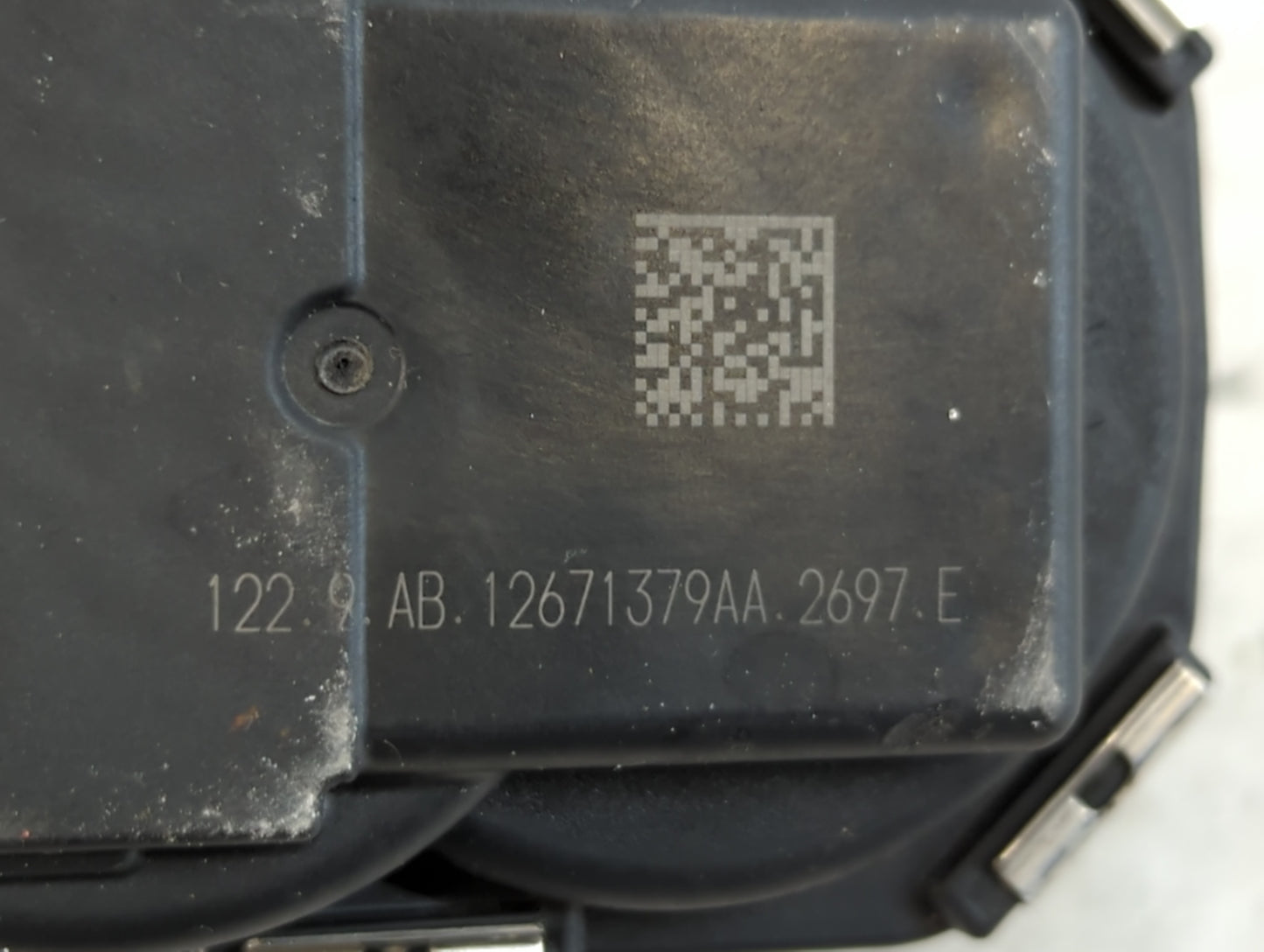 2018-2022 Gmc Terrain Throttle Body P/N:12671379AA Fits Fits 2016 2017 2018 2019 2020 2021 2022 OEM Used Auto Parts - Oemuse